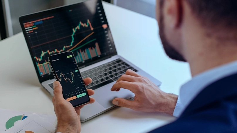 Bavon Nixar KI-Handelsdashboard